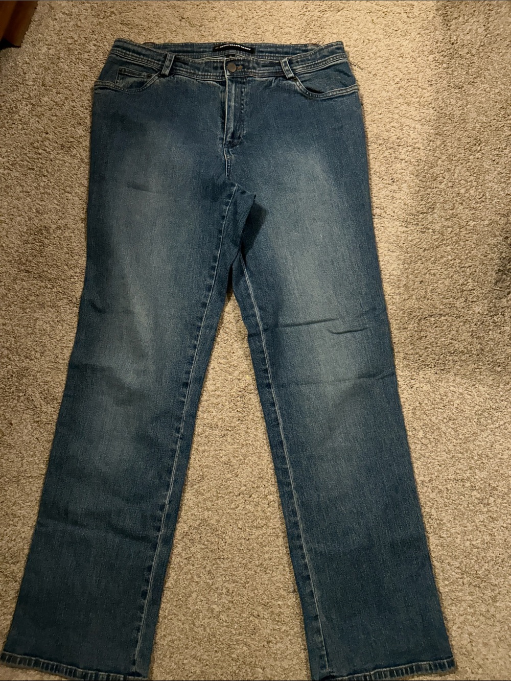 Ellen Tracy Classic Women's Straight-Leg Jeans. 12. Soft and stretchy.